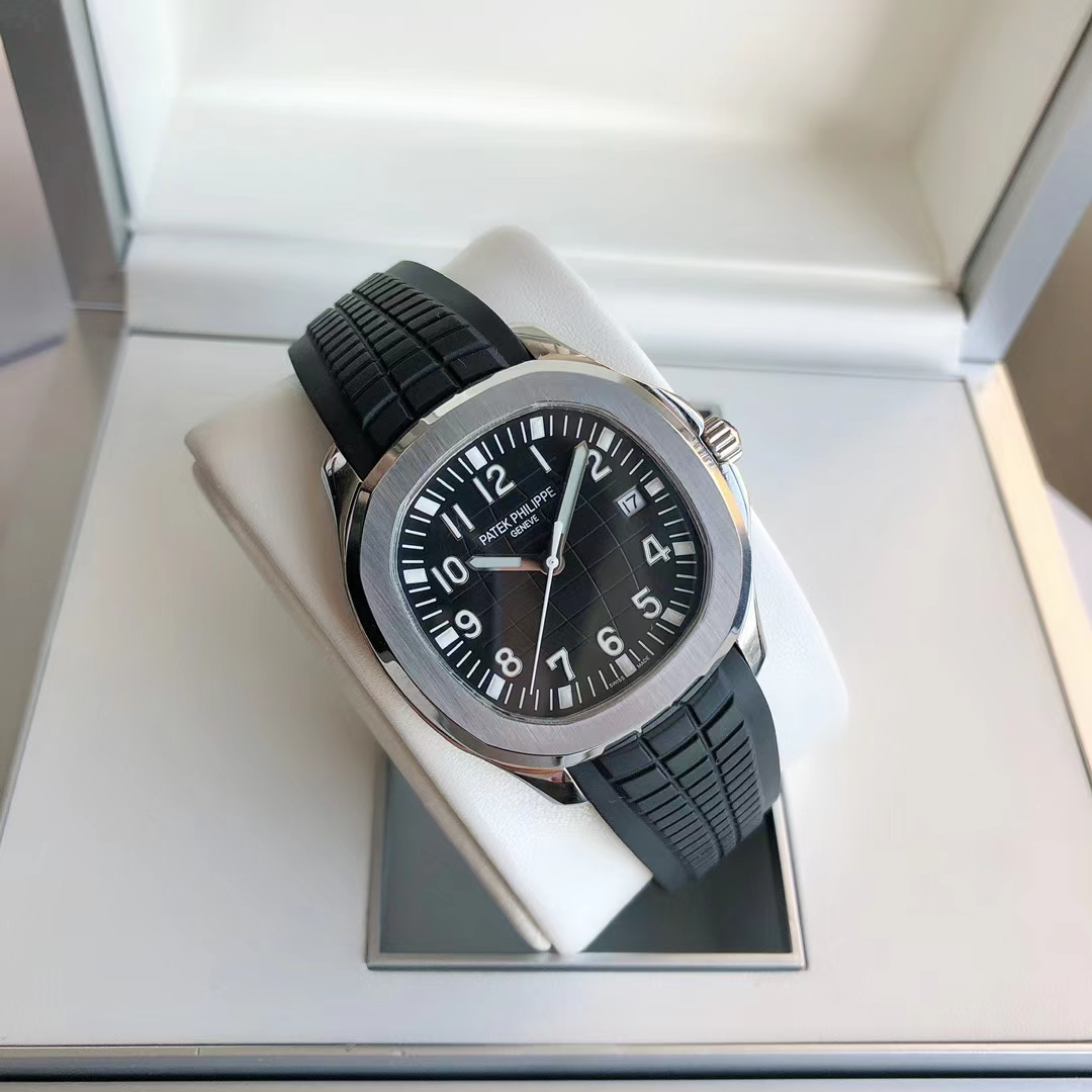 Patek Philippe Aquanaut 5167a-001